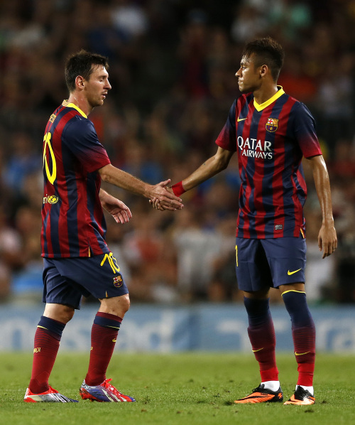 足球欧洲媒体评最佳11人阵容，无人争议